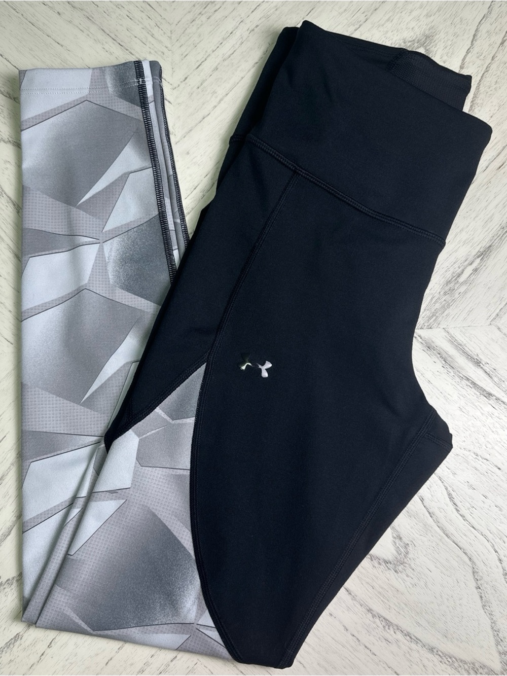 Under Armour Black & Gray Geometric Print Leggings